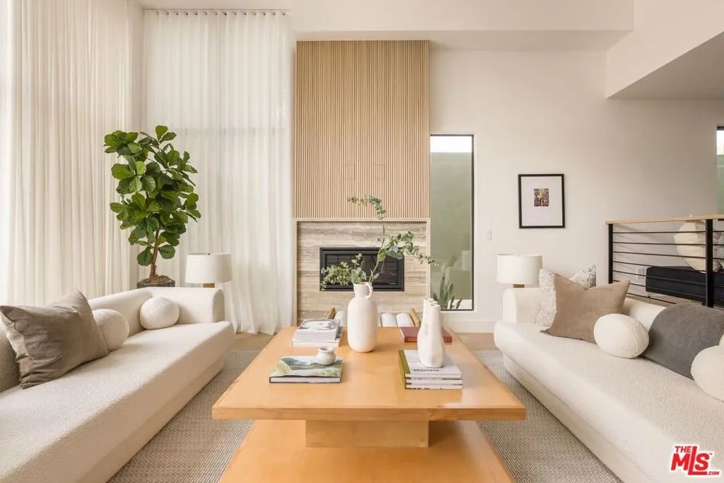 922 N West Knoll Drive, West Hollywood, California 90069 home-pic-6