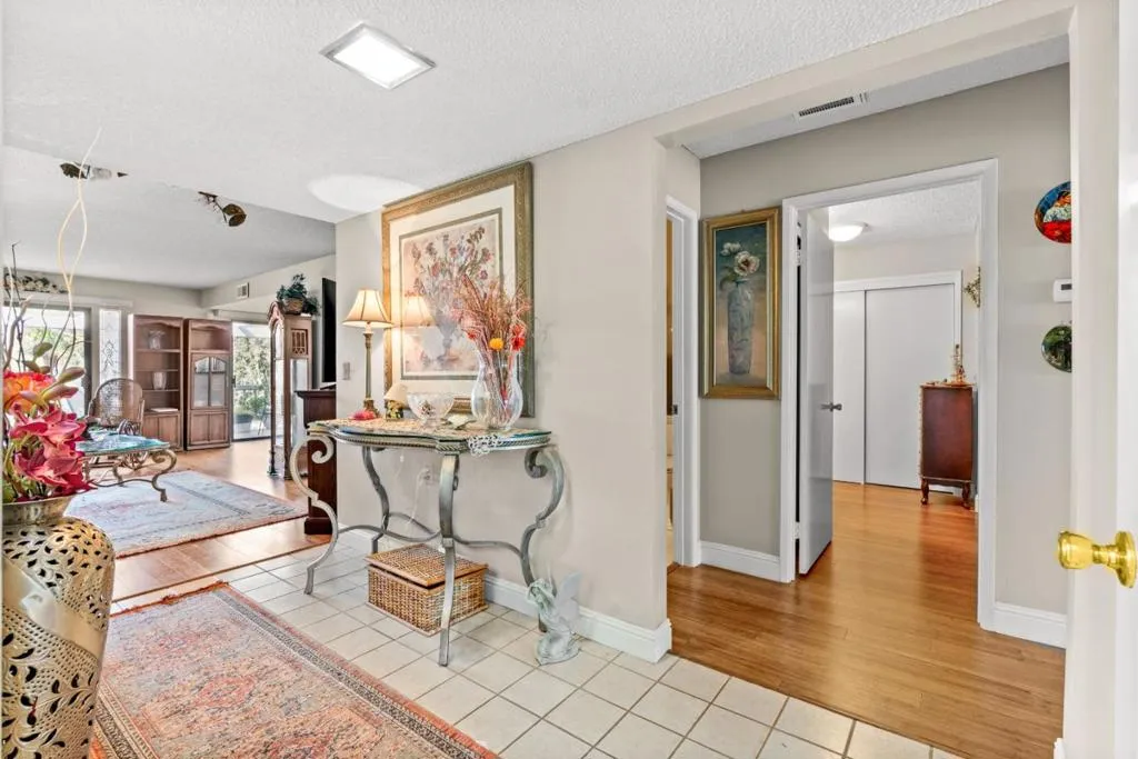 5437 Cribari Green, San Jose, California 95135 home-pic-6