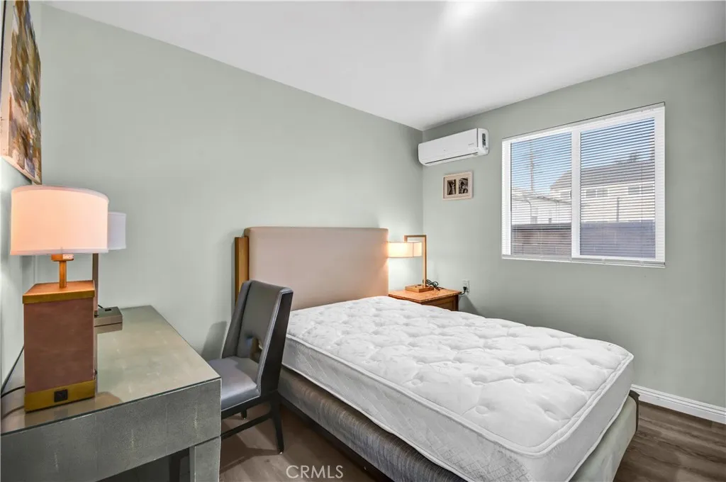 12811 Oaks Avenue, Chino, California 91710 home-pic-22