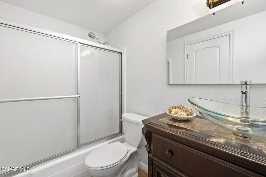 2766 Broadmoor Avenue, Simi Valley, California 93065 home-pic-28