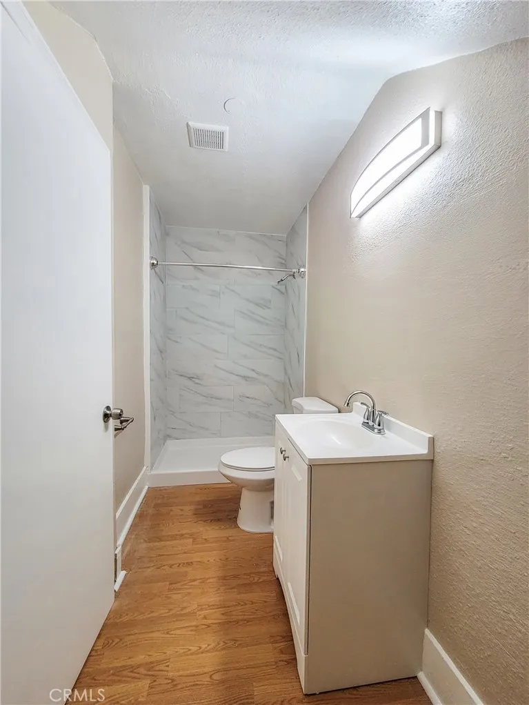 902 S Mesa Street, San Pedro, California 90731 home-pic-11