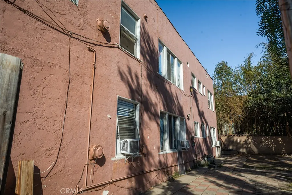 902 S Mesa Street, San Pedro, California 90731 home-pic-3
