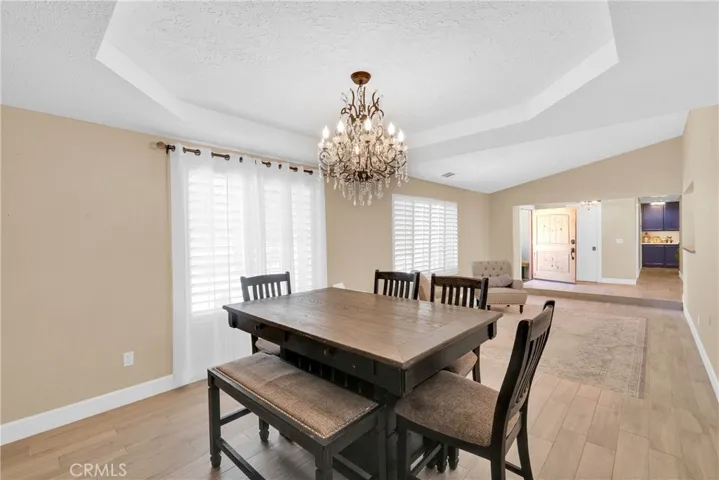 15908 Acoma Road, Apple Valley, California 92307