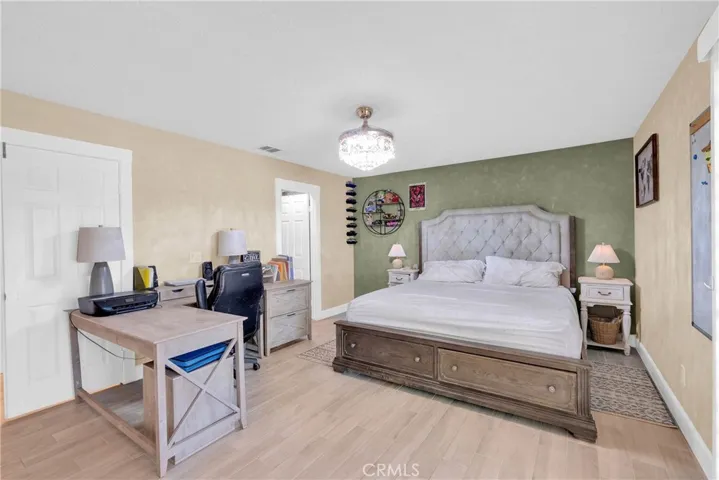 Primary suite