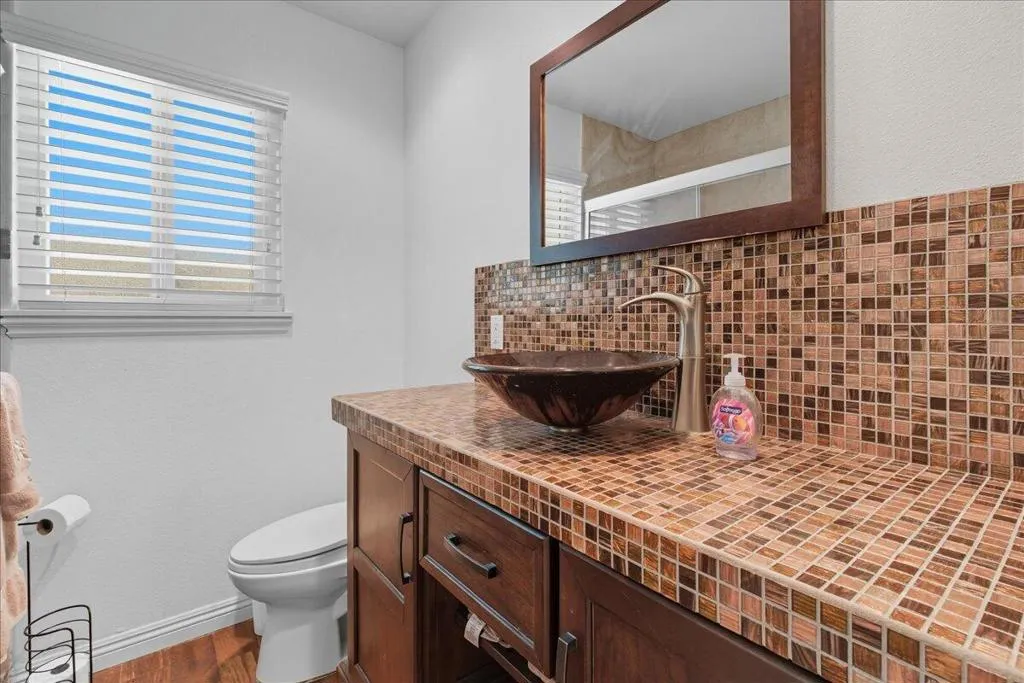 68680 Sharpless Road, Cathedral City, California 92234 home-pic-23