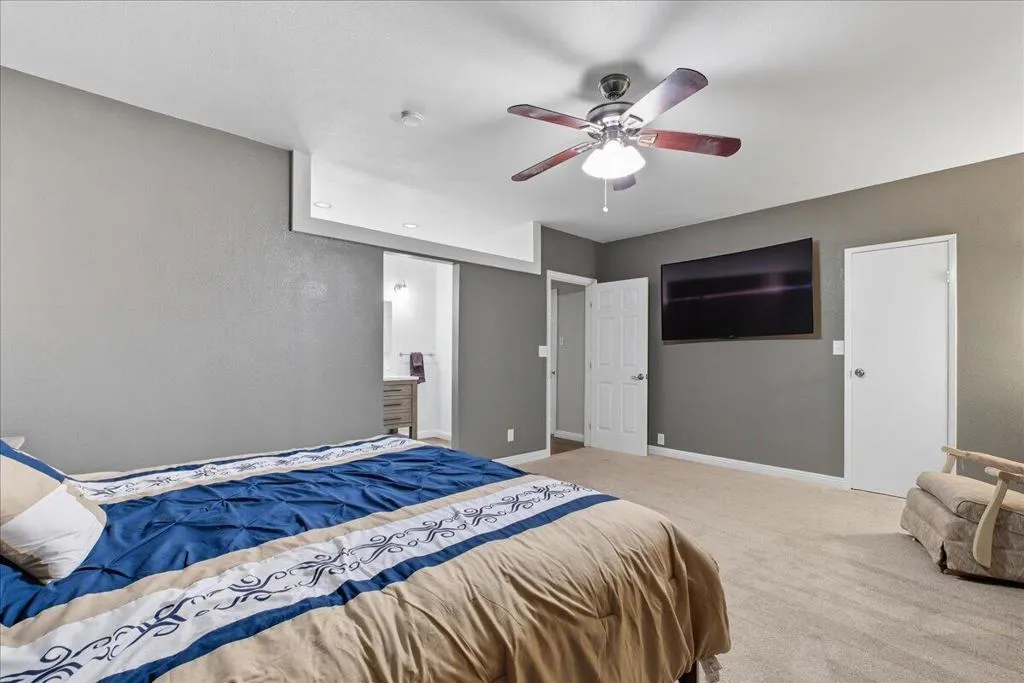 68680 Sharpless Road, Cathedral City, California 92234 home-pic-16