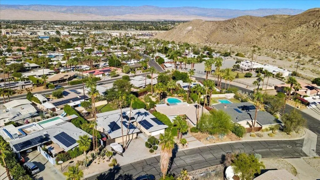 68680 Sharpless Road, Cathedral City, California 92234 home-pic-32