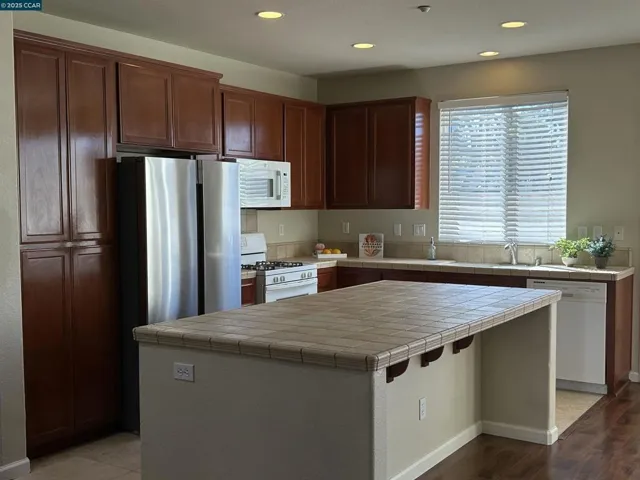 389 Black Rock Street, Brentwood, California 94513-5504