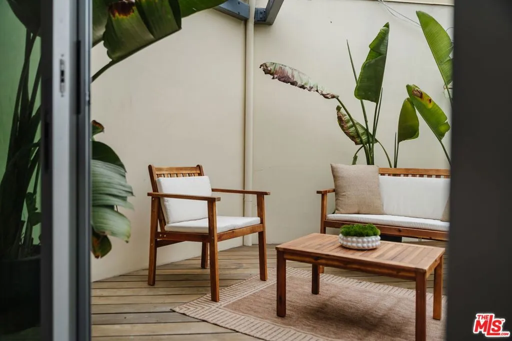 255 Main Street 305, Venice, California 90291 home-pic-34