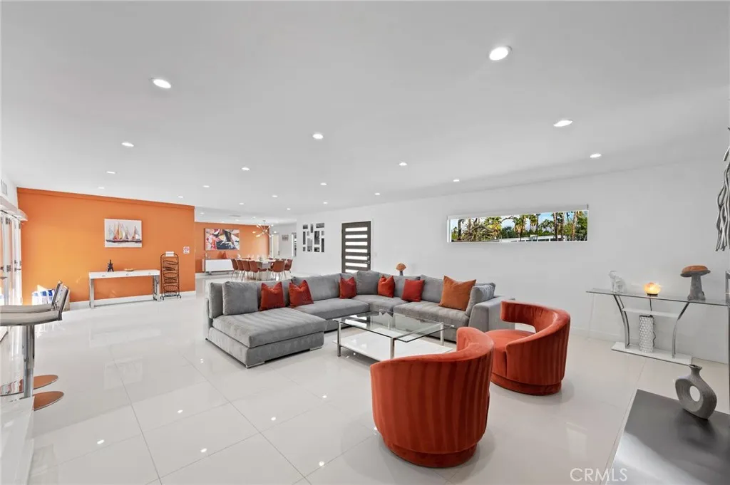 1055 E Racquet Club, Palm Springs, California 92262 home-pic-10