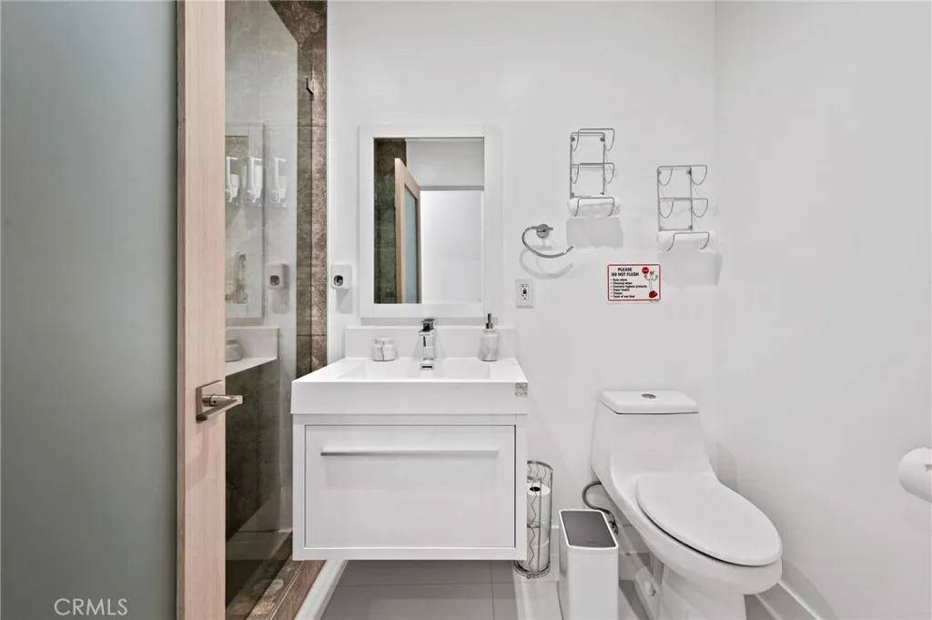 1055 E Racquet Club, Palm Springs, California 92262 home-pic-28