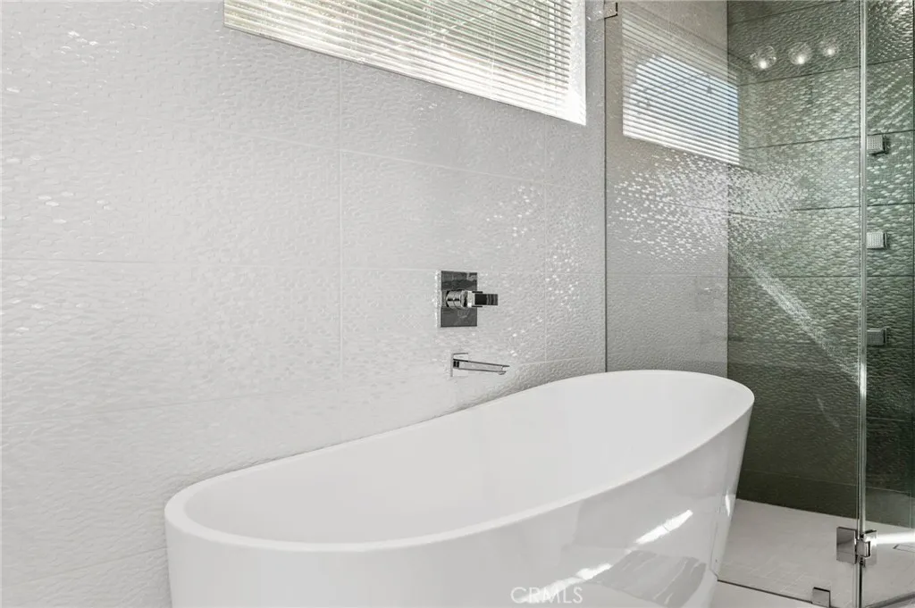 1055 E Racquet Club, Palm Springs, California 92262 home-pic-37