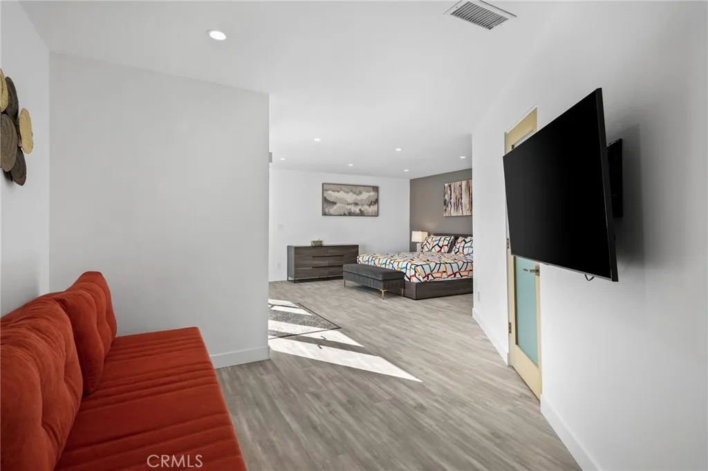 1055 E Racquet Club, Palm Springs, California 92262 home-pic-31