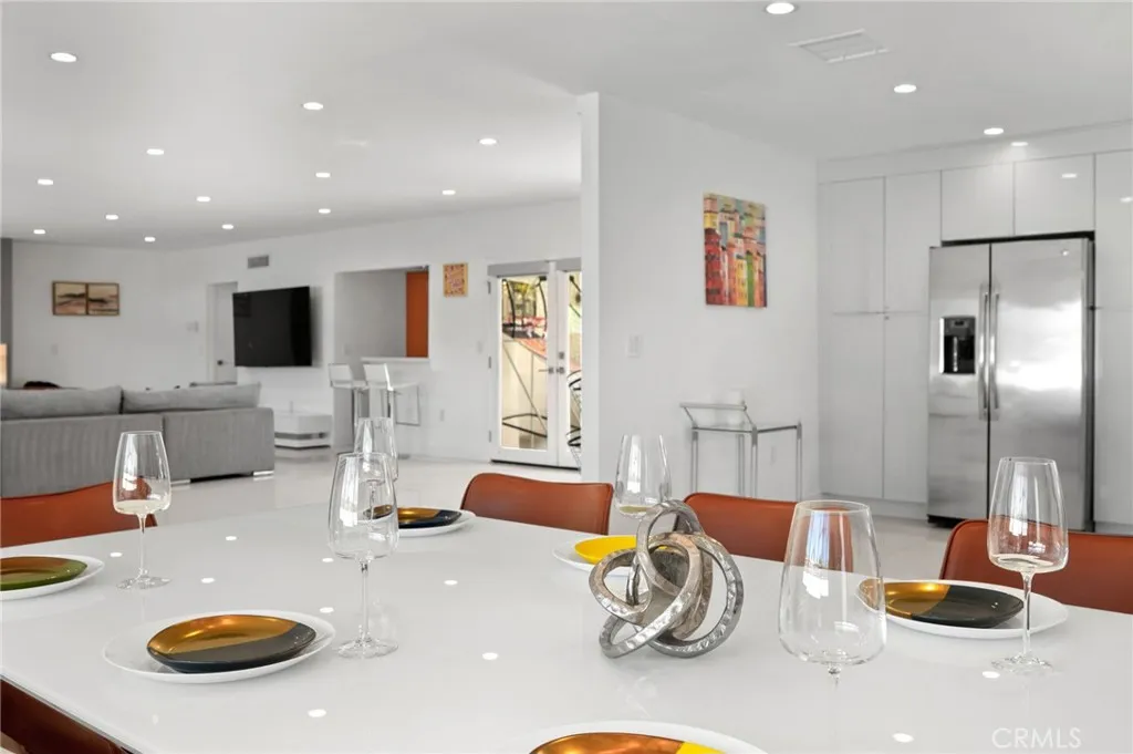 1055 E Racquet Club, Palm Springs, California 92262 home-pic-24