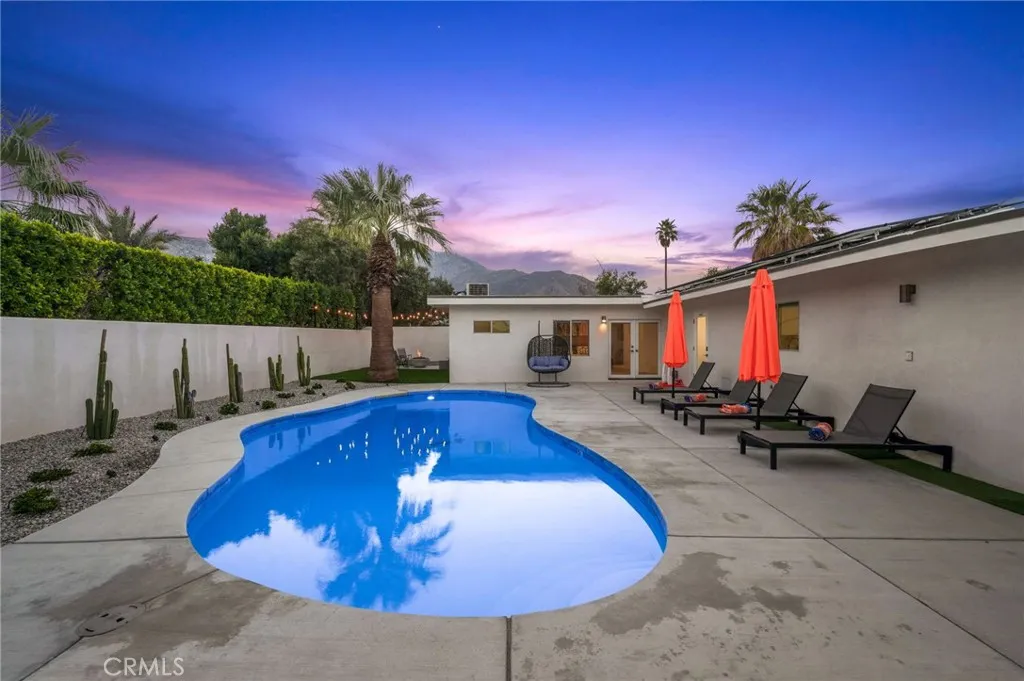 1055 E Racquet Club, Palm Springs, California 92262 home-pic-52
