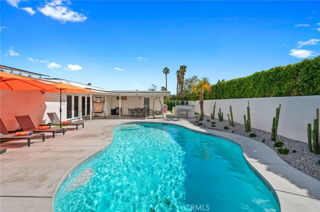 1055 E Racquet Club, Palm Springs, California 92262 home-pic-46