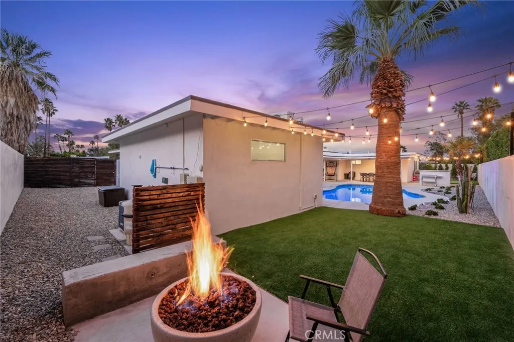 1055 E Racquet Club, Palm Springs, California 92262 home-pic-57