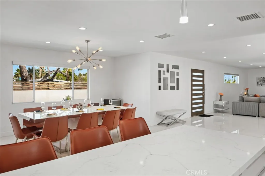 1055 E Racquet Club, Palm Springs, California 92262 home-pic-21