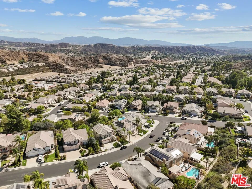 28412 Rock Canyon Drive, Santa Clarita, California 91390 home-pic-62