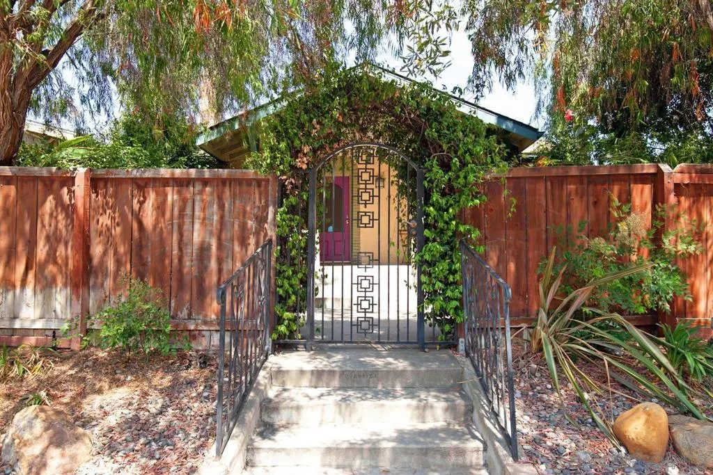 3973 8th, San Diego, California 92103 home-pic-19