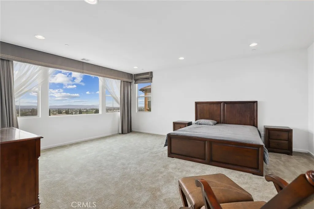 676 E Desert Willow Road, Azusa, California 91702 home-pic-26