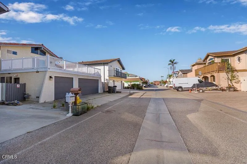 4911 Oceanaire Street, Oxnard, California 93035 home-pic-24