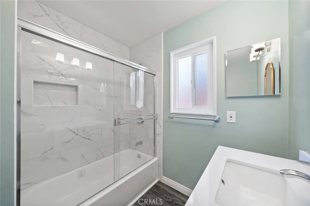 21992 Acarus, Carson, California 90745 home-pic-21
