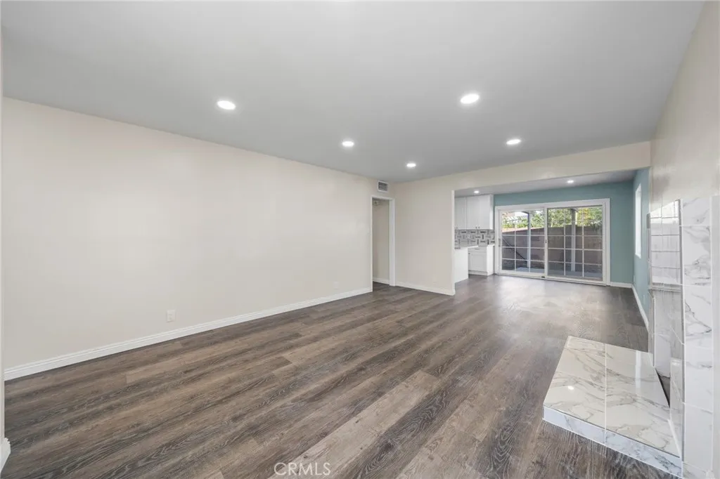 21992 Acarus, Carson, California 90745 home-pic-7