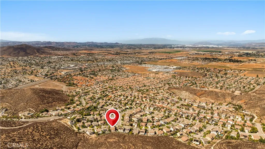 28718 Woodchester Way, Menifee, California 92584 home-pic-43