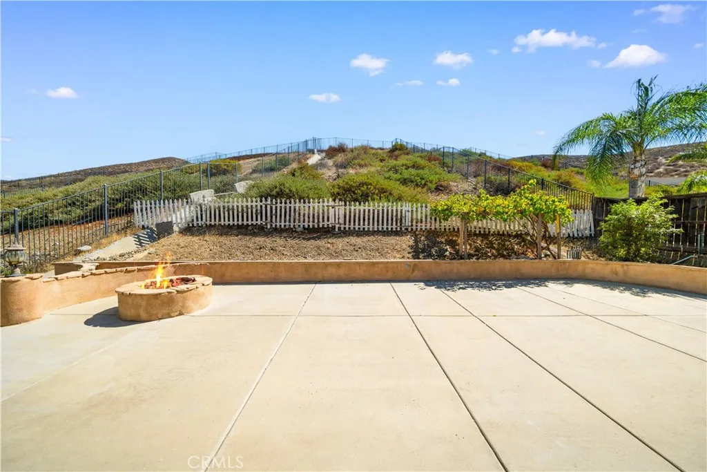 28718 Woodchester Way, Menifee, California 92584 home-pic-36