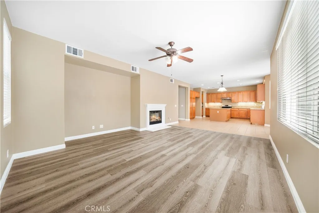 28718 Woodchester Way, Menifee, California 92584 home-pic-13