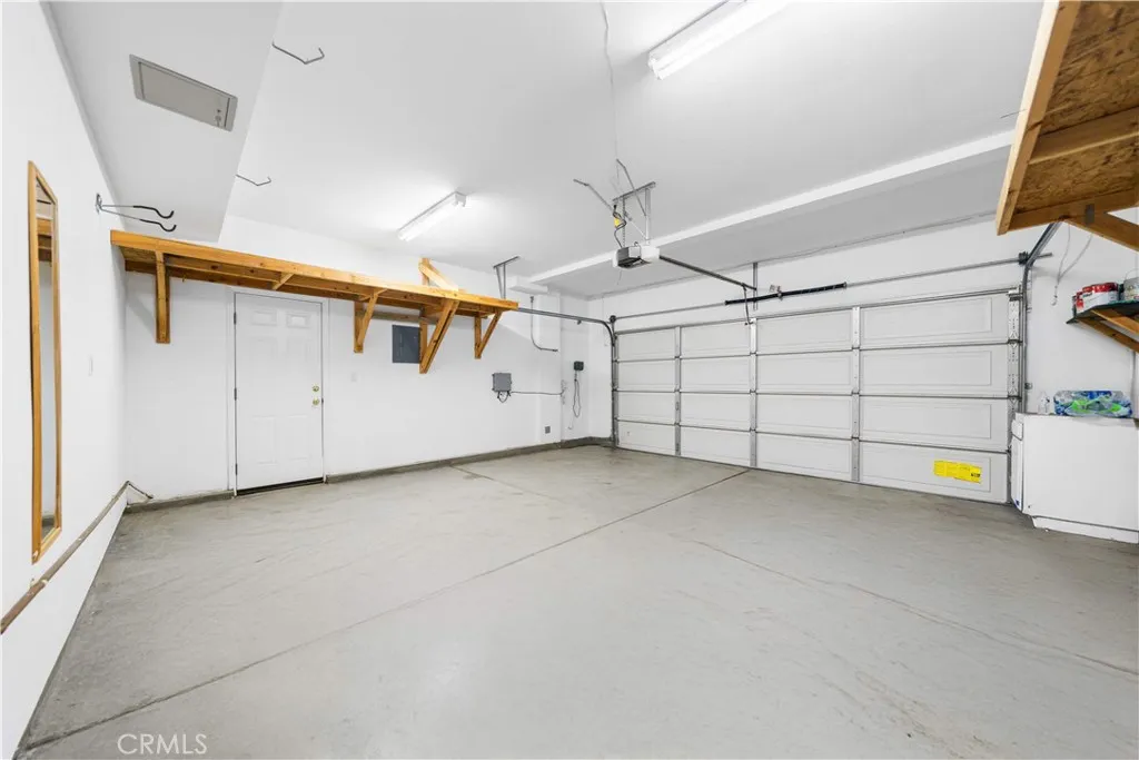 28718 Woodchester Way, Menifee, California 92584 home-pic-34