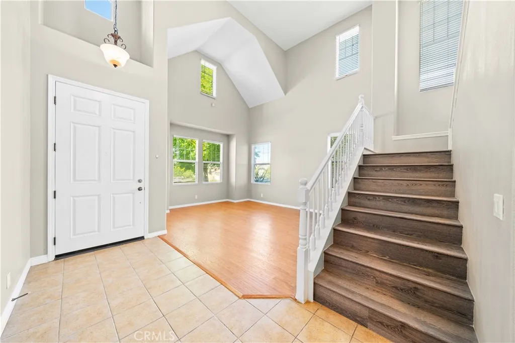 28718 Woodchester Way, Menifee, California 92584 home-pic-3