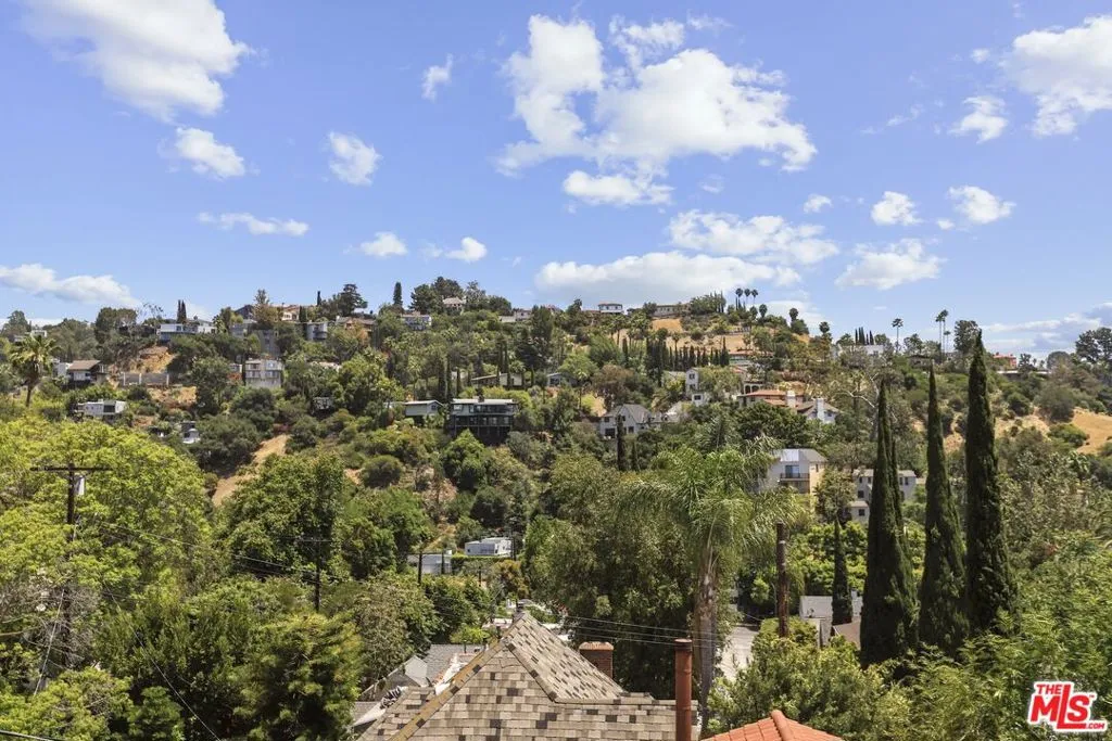 5940 Manola Way, Los Angeles, California 90068 home-pic-0