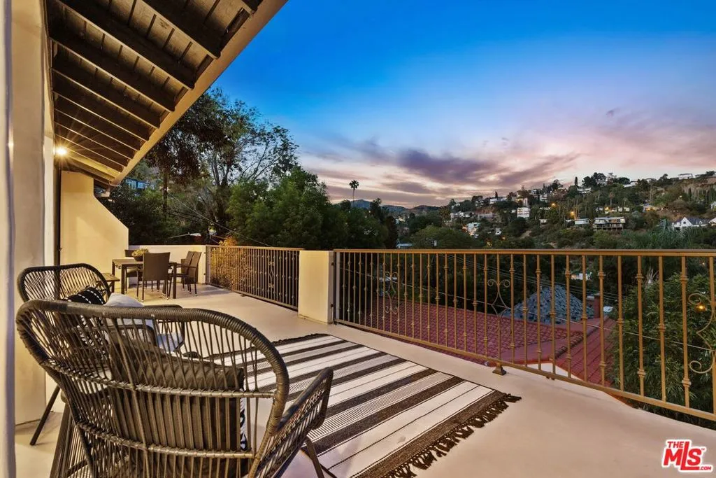 5940 Manola Way, Los Angeles, California 90068 home-pic-40