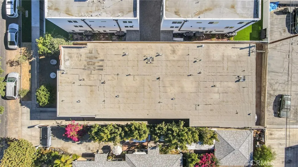 6651 Beck Avenue, Hollywood, California 91606 home-pic-15