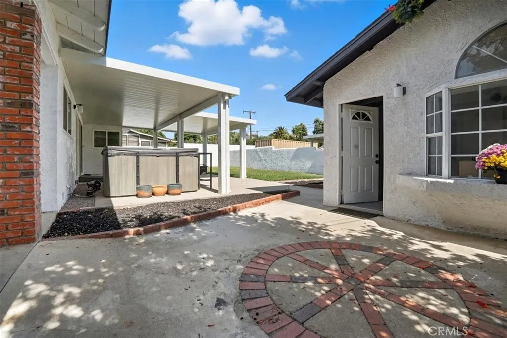 1234 N Laurel, Upland, California 91786 home-pic-24