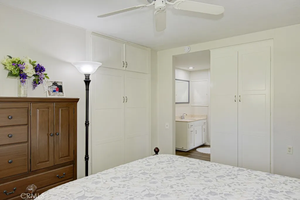 662 Via Los Altos N, Laguna Woods, California 92637 home-pic-17