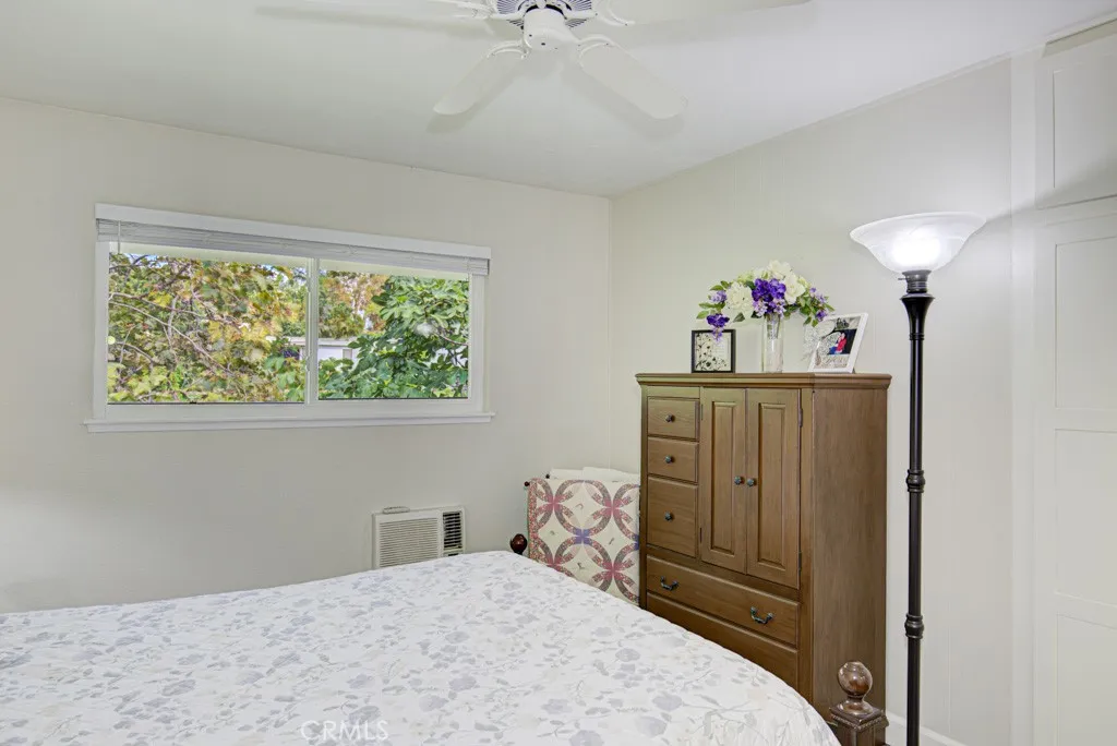 662 Via Los Altos N, Laguna Woods, California 92637 home-pic-16