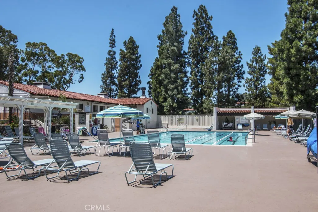 662 Via Los Altos N, Laguna Woods, California 92637 home-pic-31