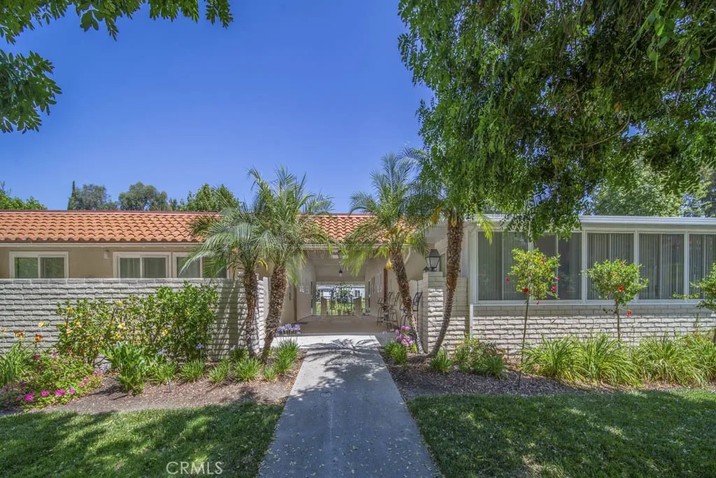 662 Via Los Altos N, Laguna Woods, California 92637 home-pic-0