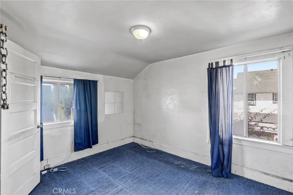 1661 Arlington Avenue, Los Angeles, California 90019 home-pic-12