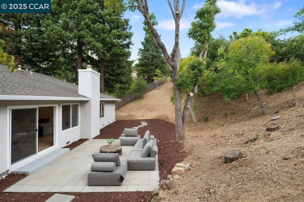 5513 Rothman Ct, Castro Valley, California 94552 home-pic-30