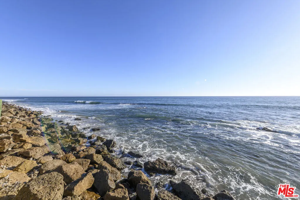 11958 Oceanaire Lane, Malibu, California 90265 home-pic-20