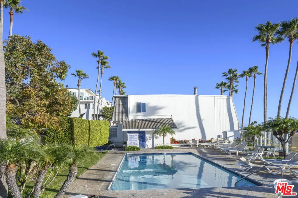 11958 Oceanaire Lane, Malibu, California 90265 home-pic-17