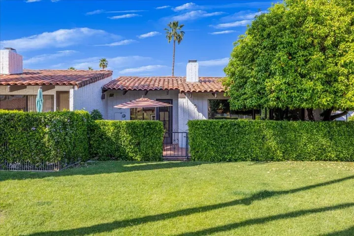 45-hdrephoto.com-1241-primavera-dr-n-295