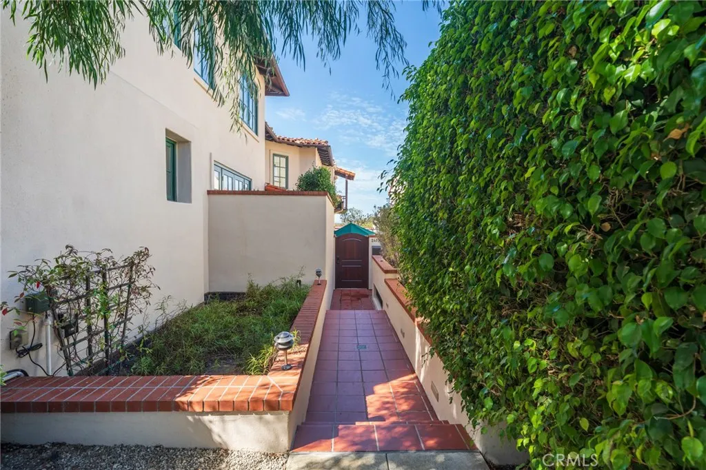 2417 Via Campesina, Palos Verdes Estates, California 90274 home-pic-3