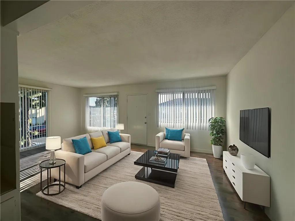9361 Cellini Ave, Garden Grove, California 92841 home-pic-9