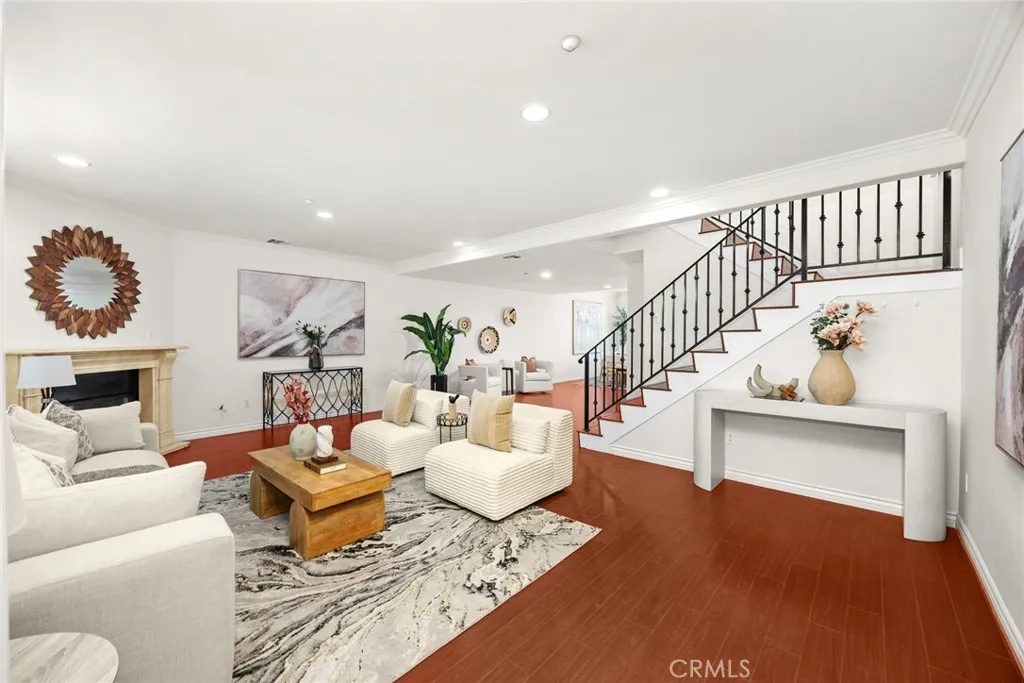 306 S 1st Avenue 105, Arcadia, California 91006 home-pic-12