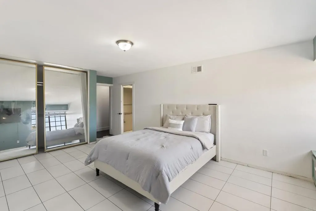 9309 Hillside, Spring Valley, California 91977 home-pic-40